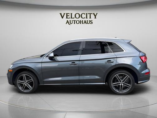 Daytona Gray Pearl Effect 2020 Audi SQ5 3.0T Premium Plus