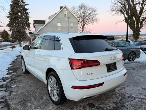 2018 Audi Q5 2.0T Tech Premium