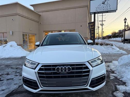 2018 Audi Q5 2.0T Tech Premium