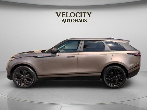 Gold 2018 Land Rover Range Rover Velar P380 SE R-Dynamic
