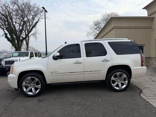 2011 GMC Yukon Denali