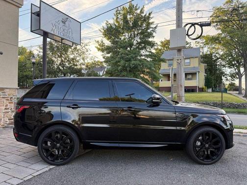 2021 Land Rover Range Rover Sport HSE Silver Edition