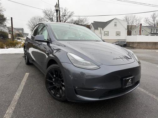2023 Tesla Model Y Long Range Dual Motor All-Wheel Drive