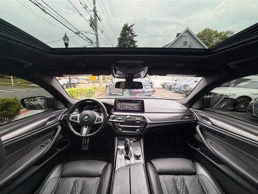 Bluestone Metallic 2021 BMW M550 i Xdrive