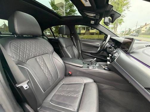 Bluestone Metallic 2021 BMW M550 i Xdrive