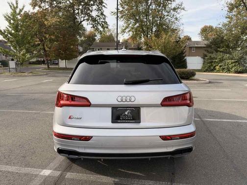 Florett Silver Metallic 2019 Audi SQ5 3.0T Premium Plus