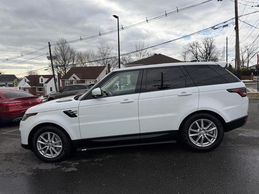 2020 Land Rover Range Rover Sport SE