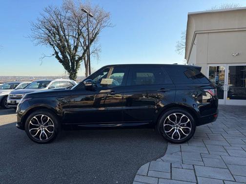 2021 Land Rover Range Rover Sport HSE Silver Edition