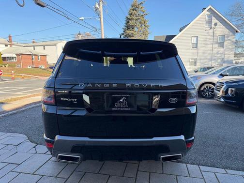 2021 Land Rover Range Rover Sport HSE Silver Edition