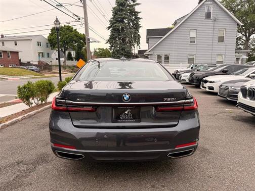 Gray Metallic 2020 BMW 750 i xDrive