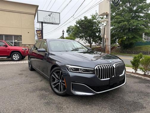Gray Metallic 2020 BMW 750 i xDrive