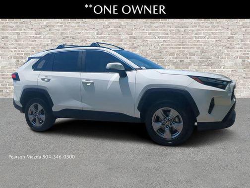 Ice Cap 2025 Toyota RAV4 XLE