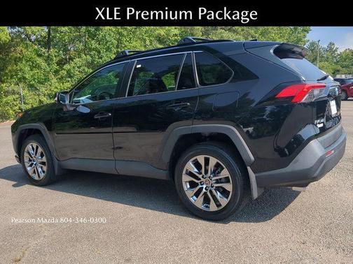 2021 Toyota RAV4 XLE Premium