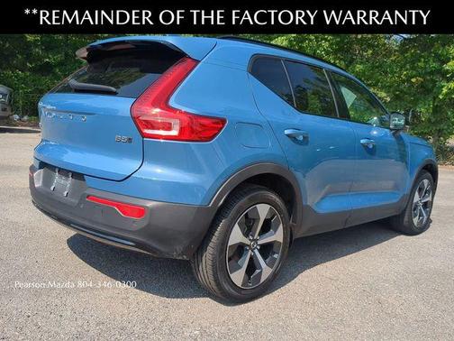 2024 Volvo XC40 B5 Core Bright Theme