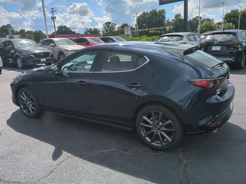 2025 Mazda Mazda3 FWD w/Preferred Package