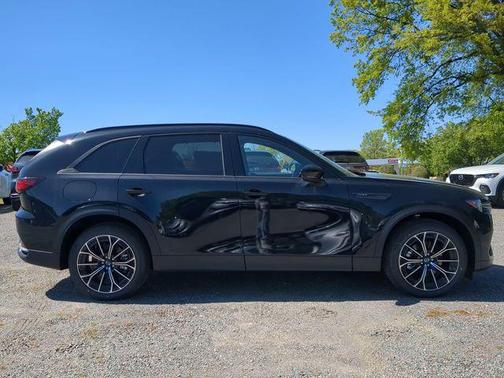 2025 Mazda CX-70 PHEV Premium Plus Package