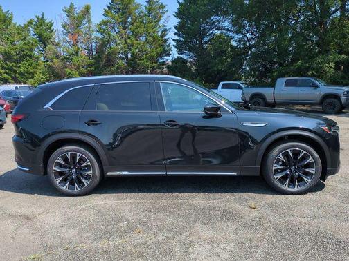 2025 Mazda CX-90 PHEV Premium Plus
