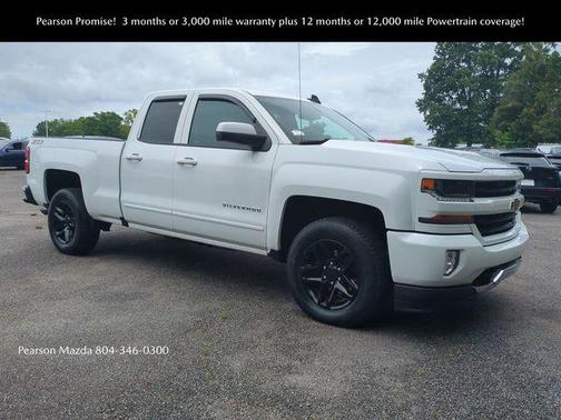 Summit White 2018 Chevrolet Silverado 1500 2LT