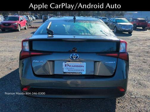 2022 Toyota Prius LE