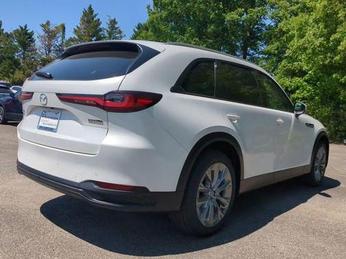 Rhodium White Premium 2026 Mazda CX-90 3.3 Turbo Preferred
