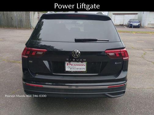 Deep Black 2022 Volkswagen Tiguan 2.0T SE 4MOTION
