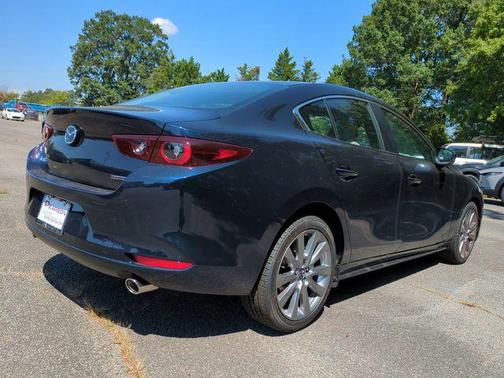 2025 Mazda Mazda3 FWD w/Preferred Package