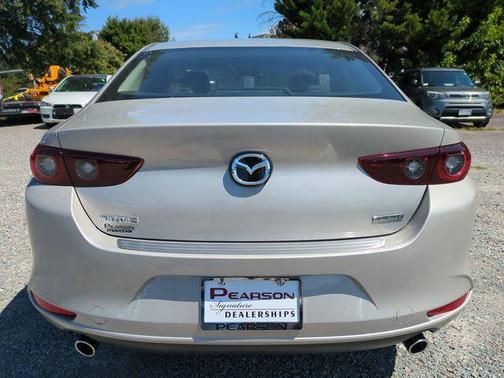 2025 Mazda Mazda3 FWD w/Preferred Package