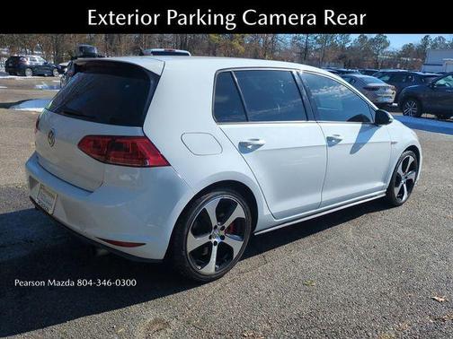 2017 Volkswagen Golf GTI 2.0T SE 4-Door