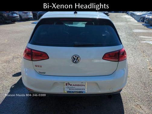 2017 Volkswagen Golf GTI 2.0T SE 4-Door
