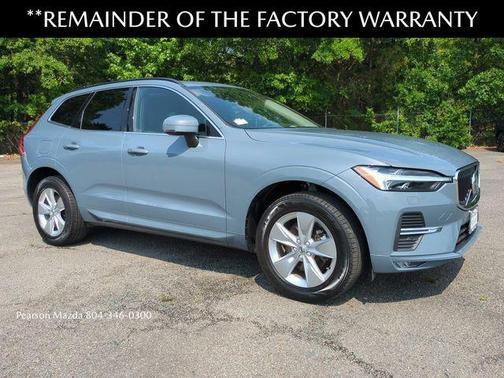 2022 Volvo XC60 B5 Momentum