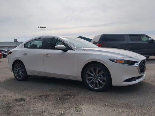 2025 Mazda Mazda3 FWD w/Preferred Package