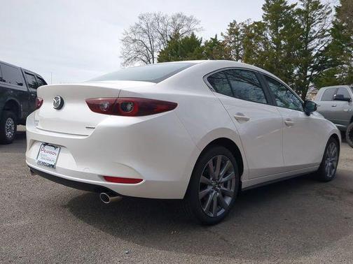 2025 Mazda Mazda3 FWD w/Preferred Package