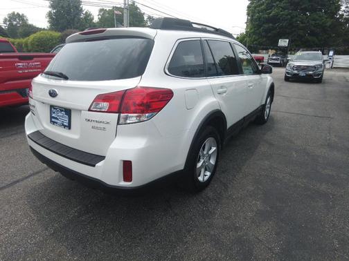 2013 Subaru Outback 2.5i Limited