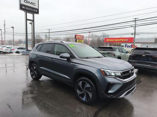 2024 Volkswagen Taos 1.5T SE