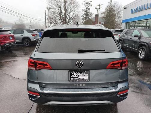 2024 Volkswagen Taos 1.5T SE