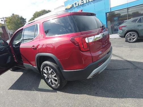 2020 GMC Acadia SLE