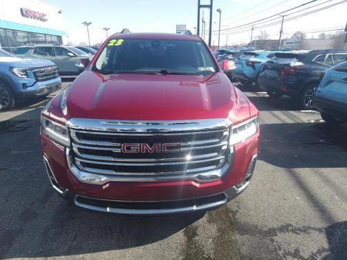 2023 GMC Acadia SLT