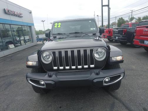 2022 Jeep Wrangler Unlimited Sahara