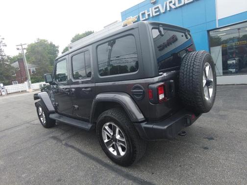 2022 Jeep Wrangler Unlimited Sahara
