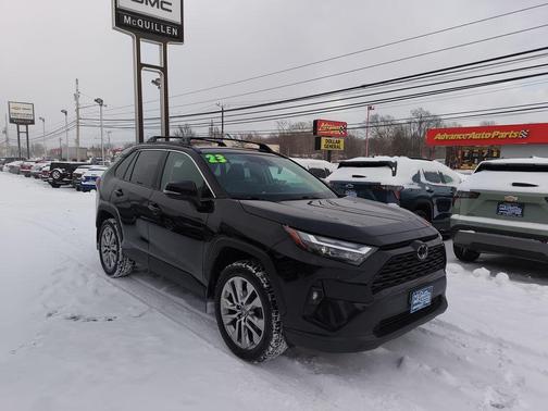 2023 Toyota RAV4 XLE Premium