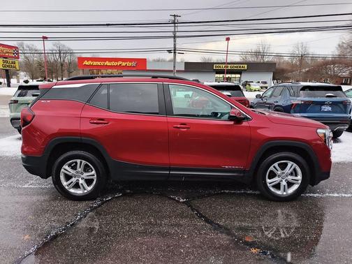 2022 GMC Terrain SLE