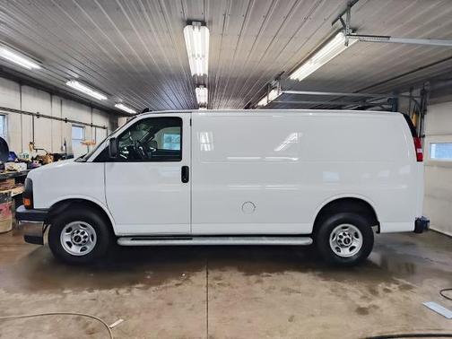 2024 GMC Savana 2500 Work Van