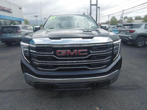 2022 GMC Sierra 1500 SLT