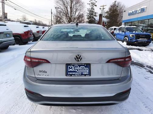 2024 Volkswagen Jetta 1.5T SE