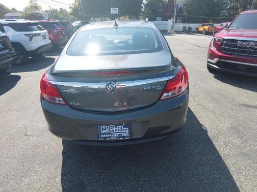 2011 Buick Regal 