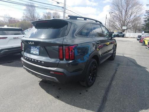 2022 Kia Sorento X-Line S
