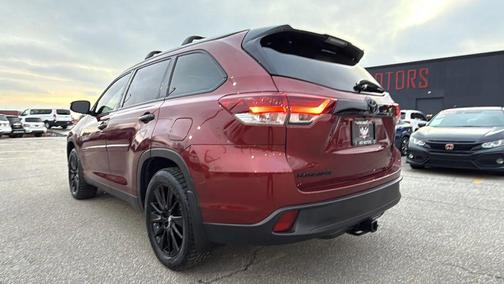2019 Toyota Highlander SE