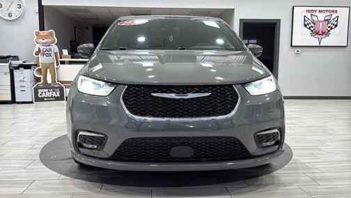2023 Chrysler Pacifica Touring