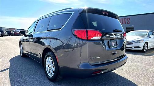 2020 Chrysler Voyager LXI