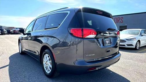 2020 Chrysler Voyager LXI